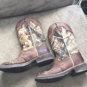 Camo boots